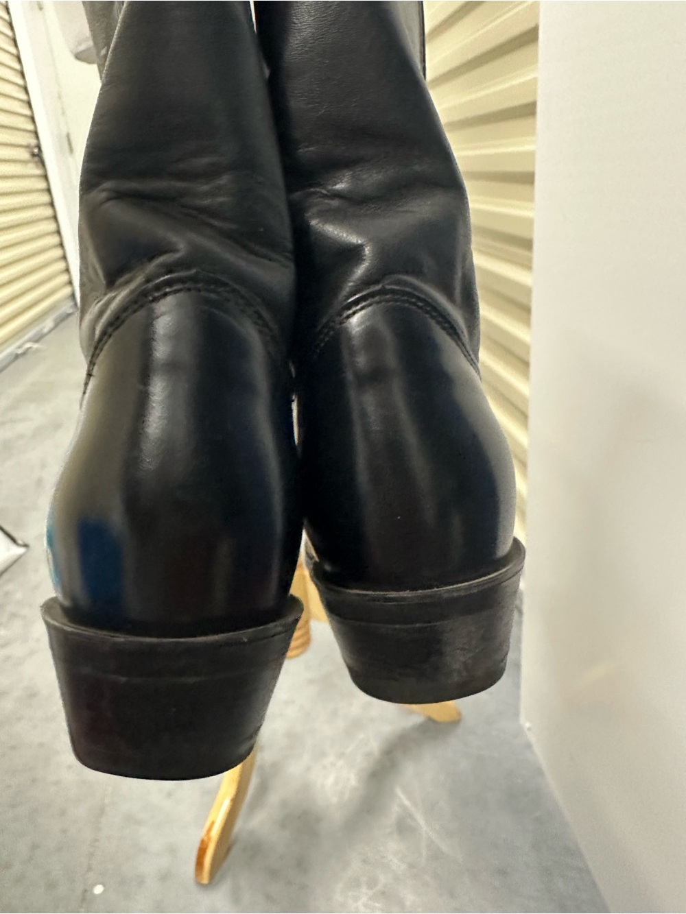 Justin Classic Black Leather Men’s Western Boots Vibram Soles Cowgirl - Picture 6 of 7